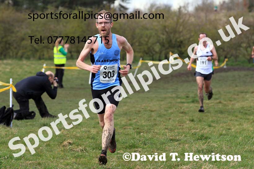 Men 35 to 60 in the 2023 BMAF Cross Country Champs., Wallsend. Photo: David T. Hewitson/Sports for All Pics